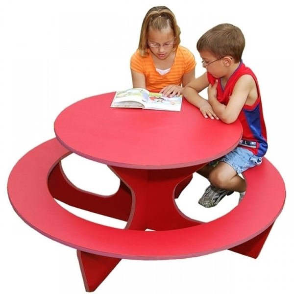 Children S Round Recycled Plastic, Childrens Round Table