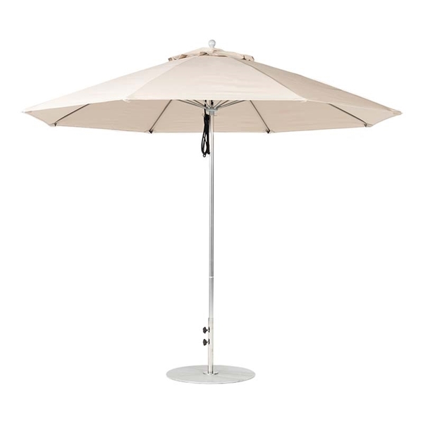 11 Foot Octagonal Fiberglass Market Umbrella